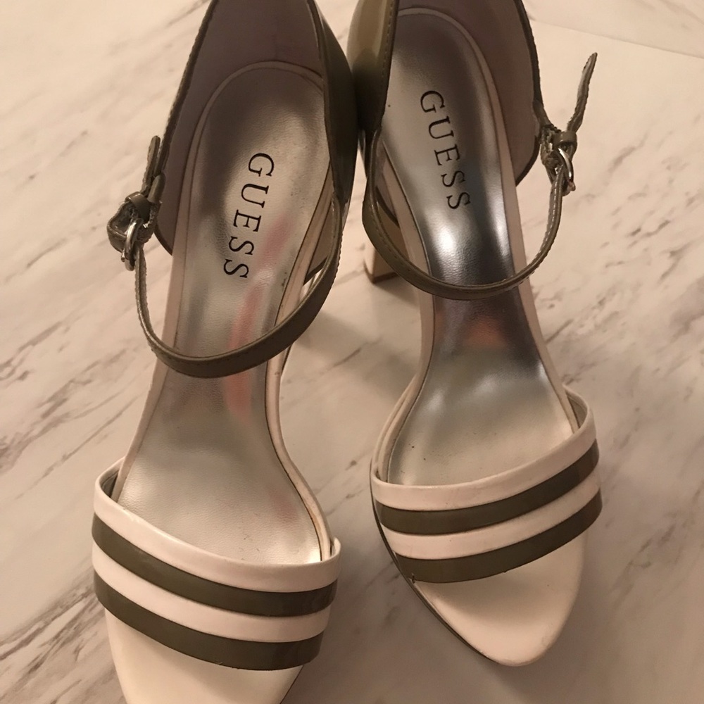 GUESS? Patten Heels - Picture 2 of 4